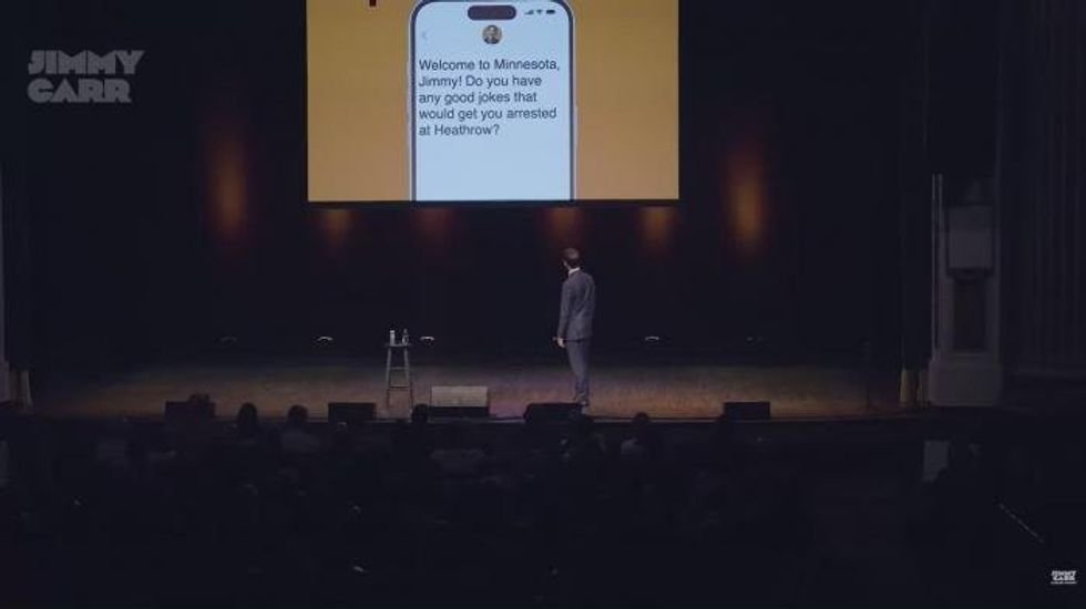 watch-jimmy-carr-heaps-praise-on-cancelled-graham-linehan-after-writer-s-airport-ordeal